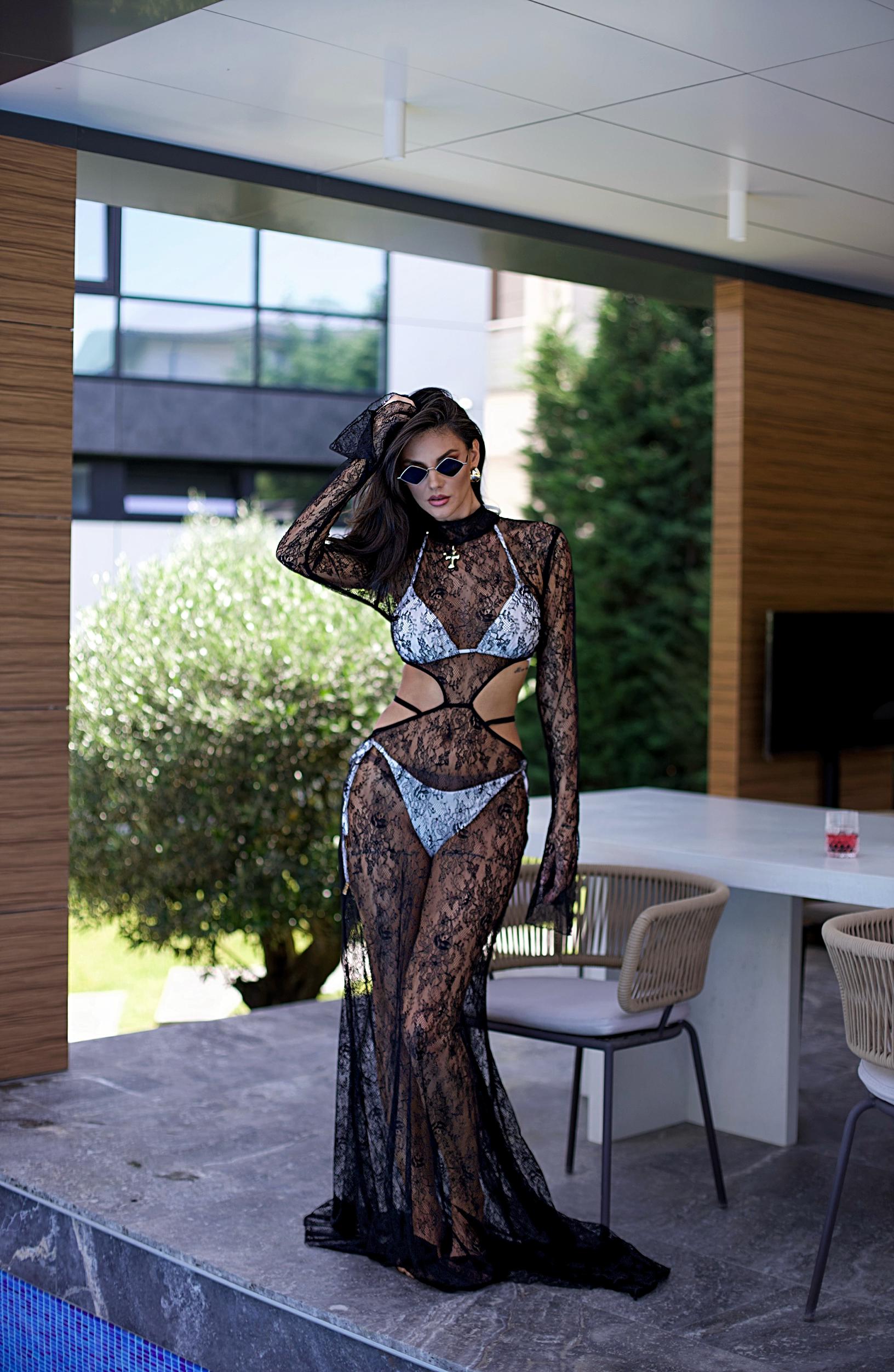 Rochie neagră Marbella din dantelă