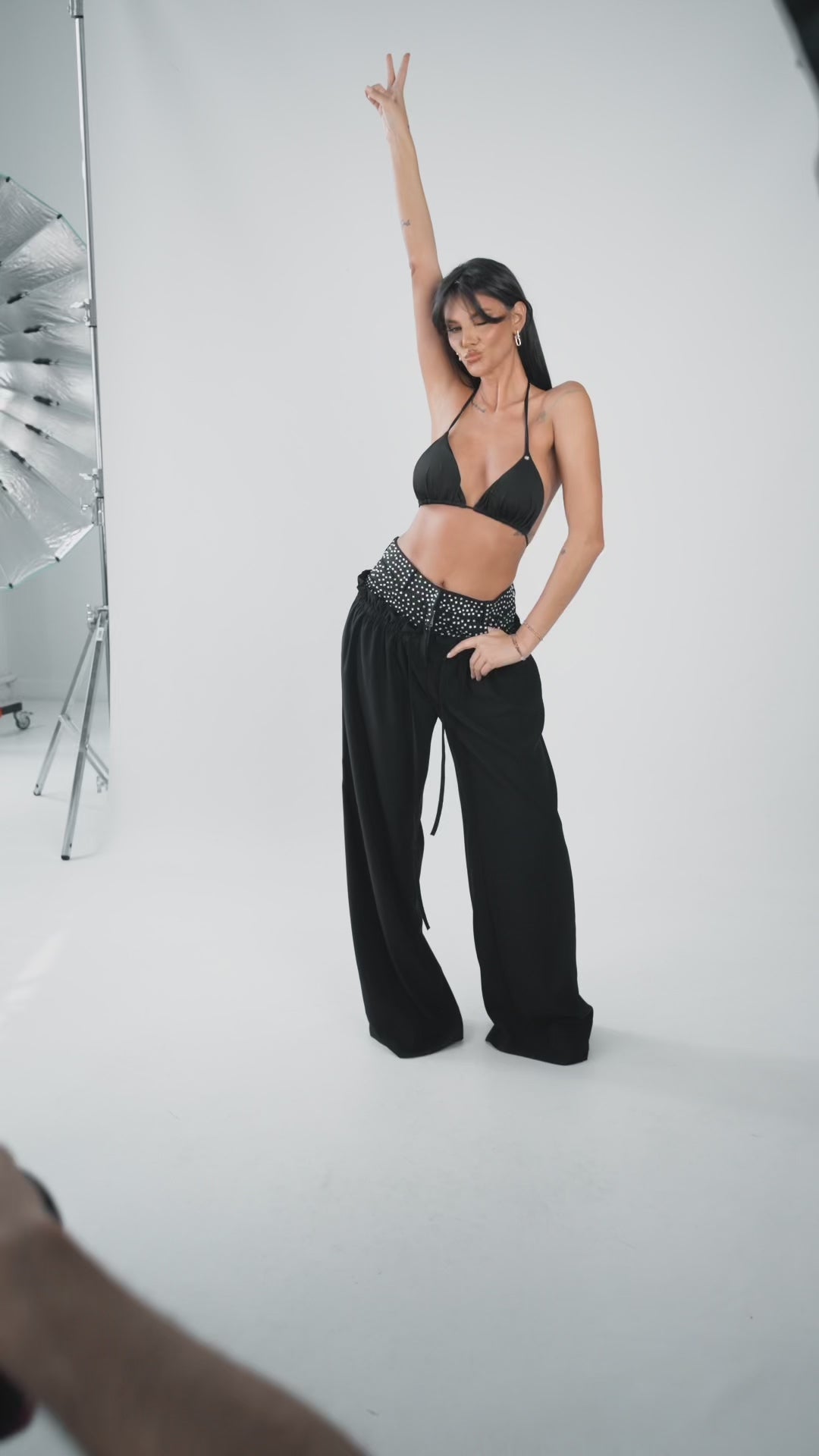 Pantalonii RHEA cu strass